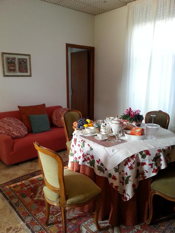 B&B Gloria Галларате Экстерьер фото